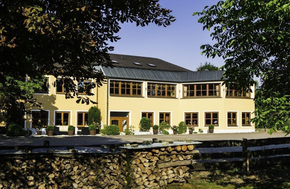 Landhotel Hallnberg 발퍼트스기르헹 외부 사진